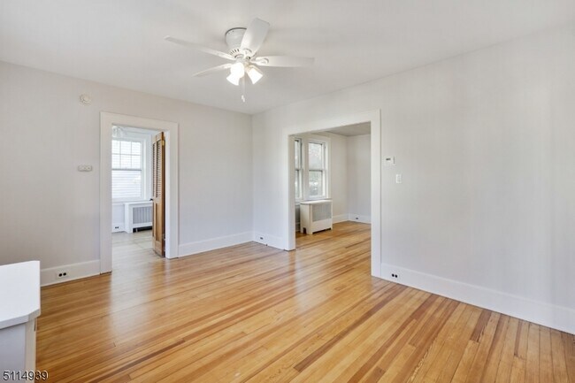 Foto del edificio - 27 Verona Pl