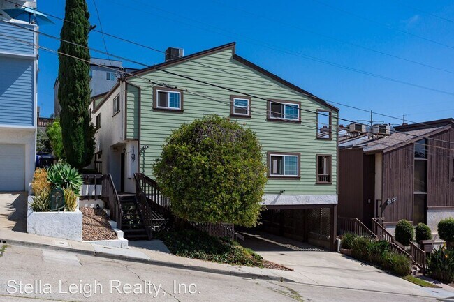 Building Photo - 2 br, 1.5 bath House - 1137 Eureka #1