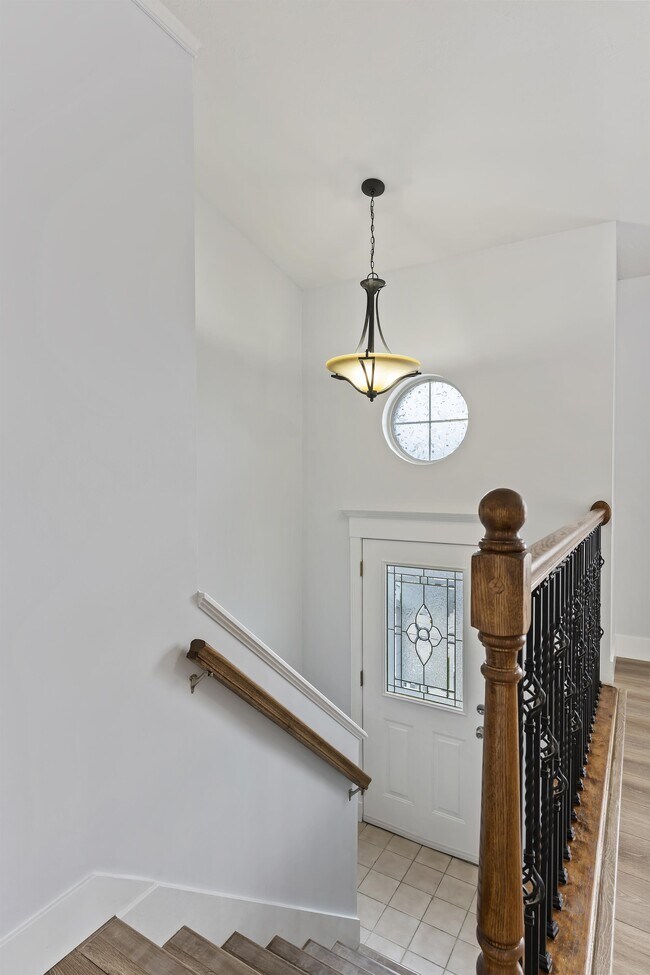 Foto del edificio - 467 W 180 N