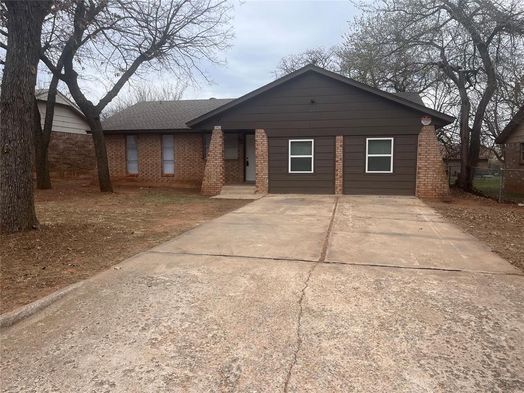 Primary Photo - 5005 East Ave