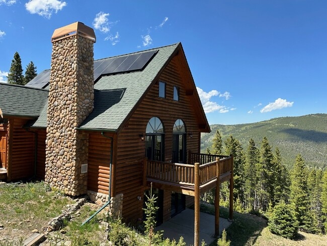Charming 3-Bedroom Retreat near Idaho Springs!! - Charming 3-Bedroom Retreat near Idaho Springs!! Apartment