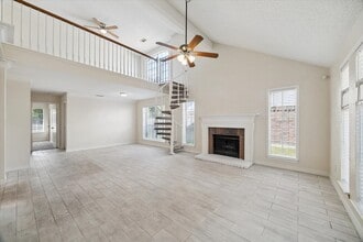 Building Photo - 5715 S Magazine Cir