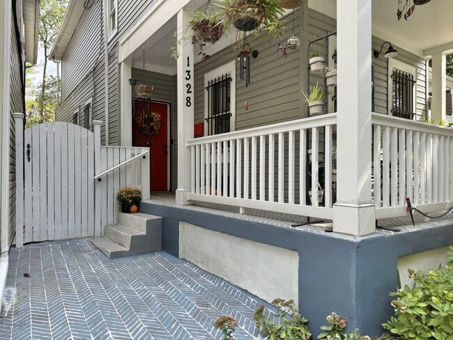 Foto del edificio - 1328 Morris Rd SE