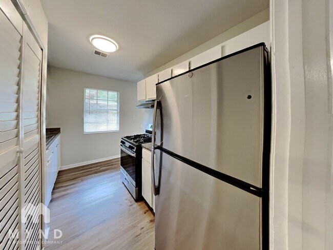 Foto del edificio - 4053 Doster St SW