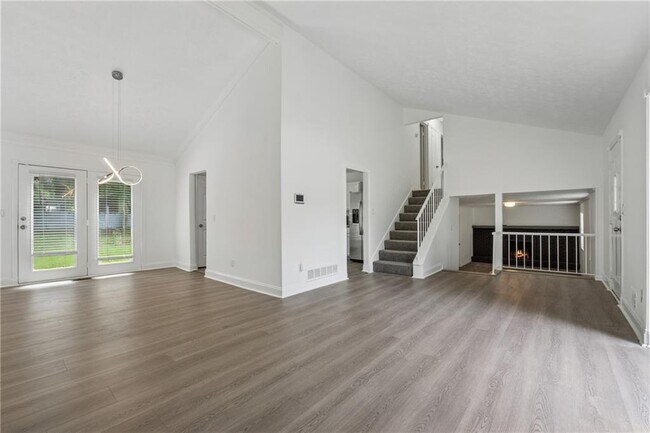 Foto del edificio - 9176 Greenwood Dr