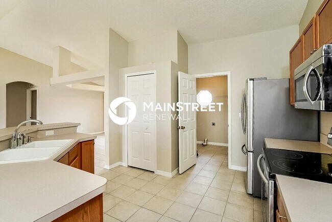 Building Photo - 3 Bedroom Pet-Friendly Home in Port St. Lucie, FL with Main Street Renewal