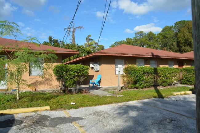 Apartamentos Oakcrest - Oakcrest Apartments