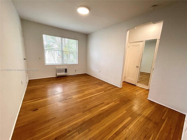 Foto del edificio - 1030 Jefferson Ave