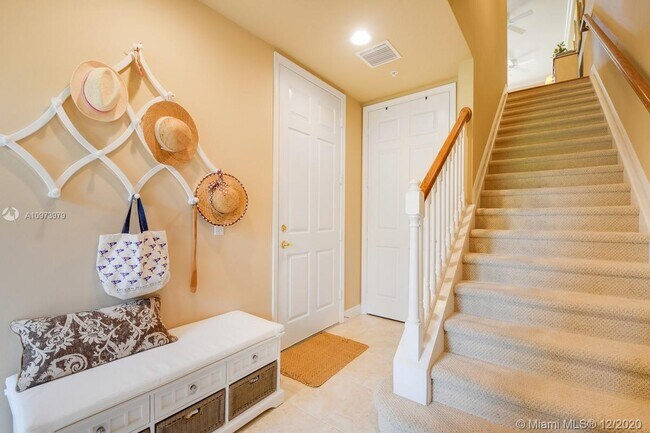 Foto del edificio - 12775 SE Old Cypress Dr