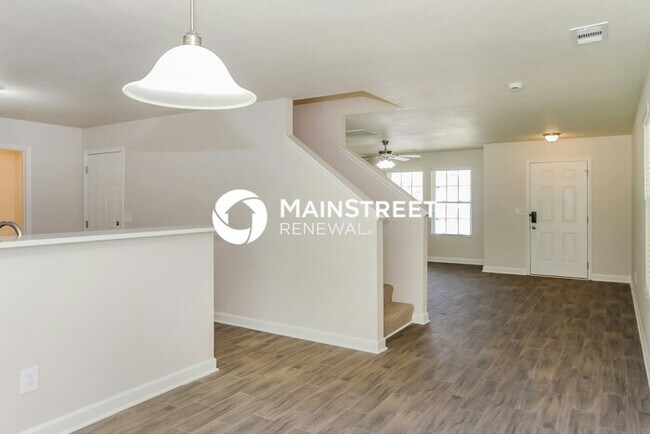 Foto del edificio - 3 Bedroom Pet-Friendly Home in HARVEST, AL with Main Street Renewal