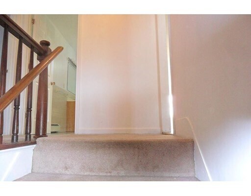 Primary Photo - 16 West St