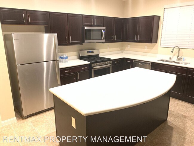 Building Photo - 3 br, 2.5 bath House - 279 CULLERTON ST