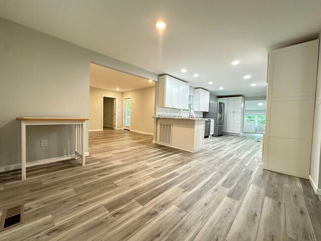 Foto del edificio - Home for rent in Springville