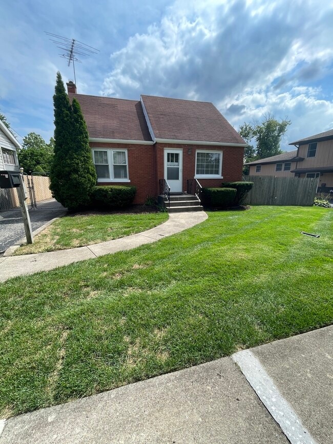 Building Photo - 111 N Wilmette Ave