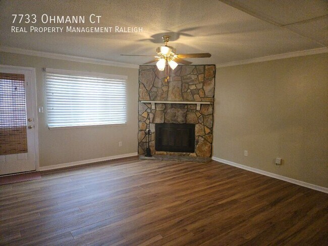 Building Photo - 7733 Ohmann Ct