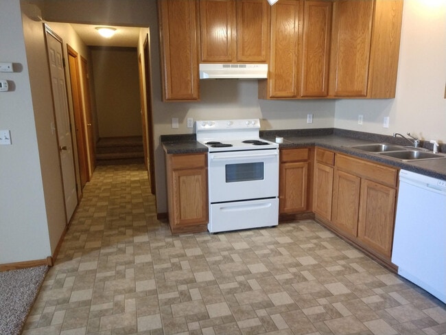Building Photo - Beauting 2 Bed Town Home for Rent