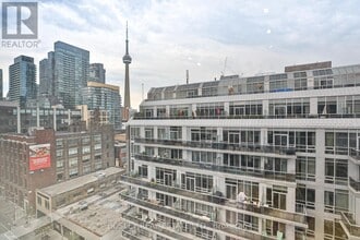 Building Photo - 39 Brant St