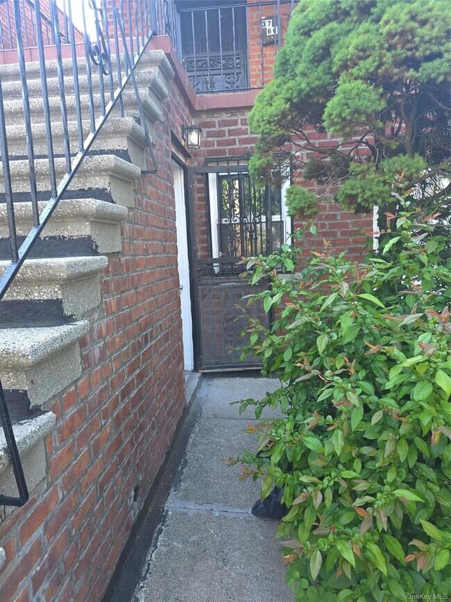 Foto del edificio - 3766 Bronxwood Ave