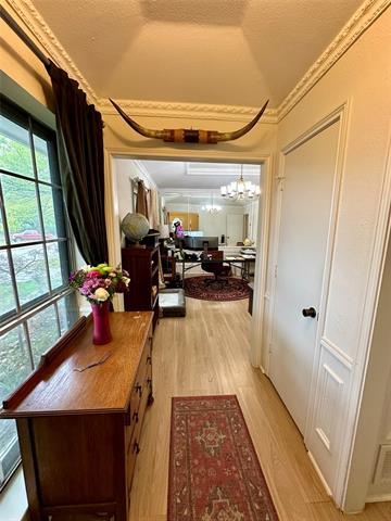 Foto del edificio - 7145 Crooked Oak Dr
