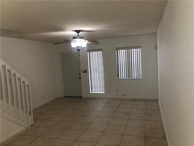 Building Photo - 6756 Sienna Club Dr