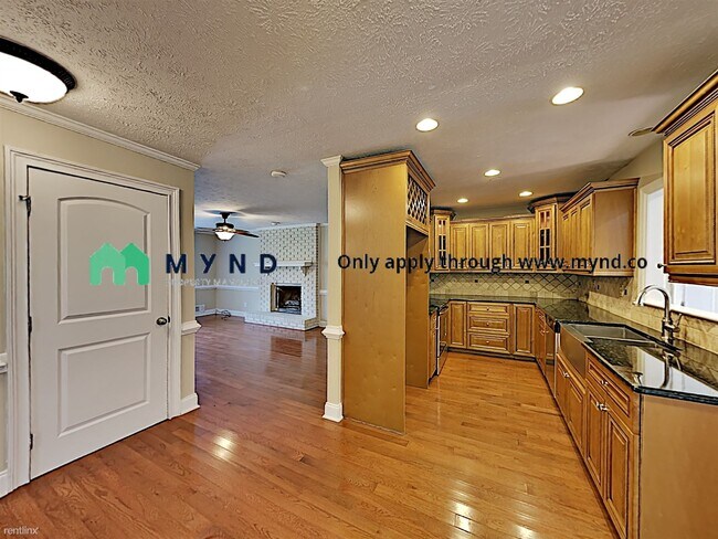 Foto del edificio - 4 br, 2.5 bath House - 3181 Windfield Circle