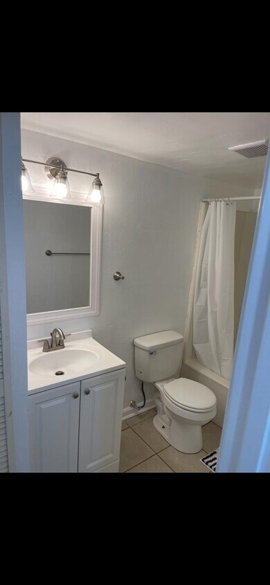 Building Photo - 30 Bennett St