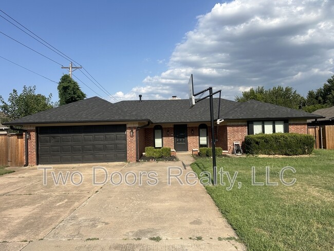 Photo - 5208 Mackelman Dr House