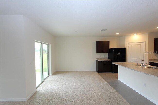 Building Photo - 9764 Pepper Tree Trail