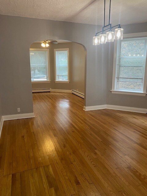 Foto del edificio - 2818 N Spaulding Ave