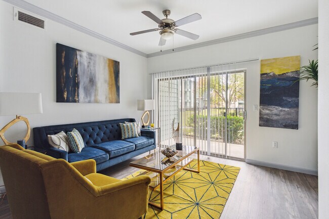 Foto del edificio - One Month Free Rent & Only $99 to Lock It In!