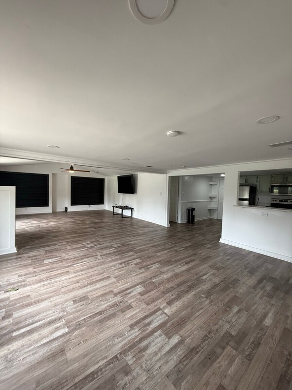 Building Photo - 915 Belleview Cir W