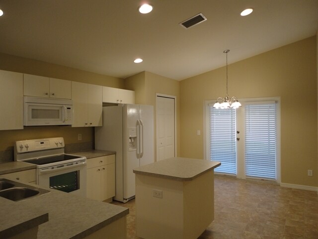 Foto del edificio - 11424 Crestlake Village Dr