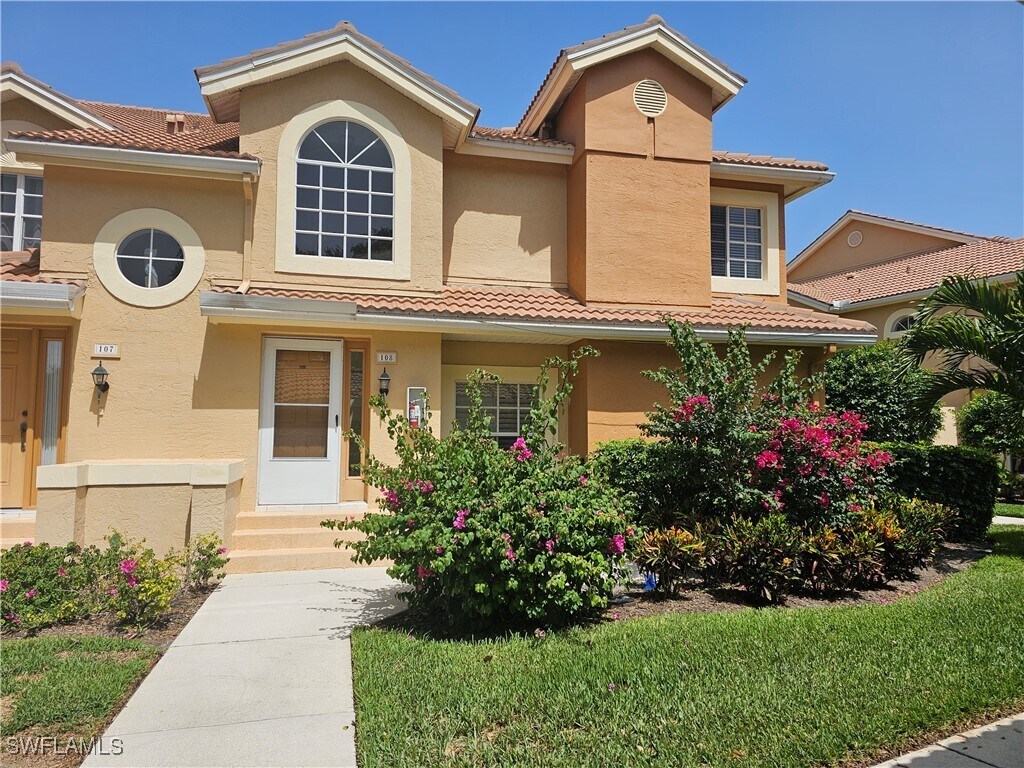 Primary Photo - 13000 Amberley Ct