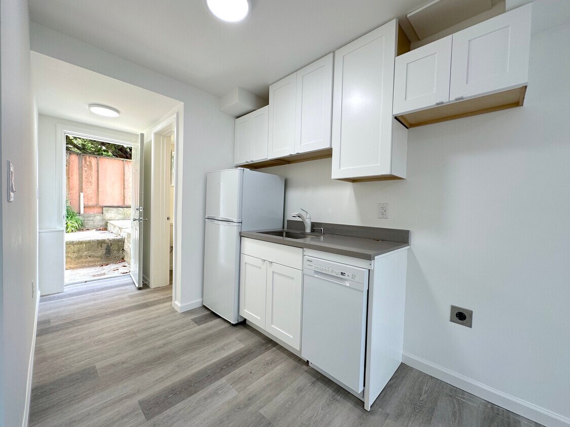 Foto principal - 1330 Silver Ave