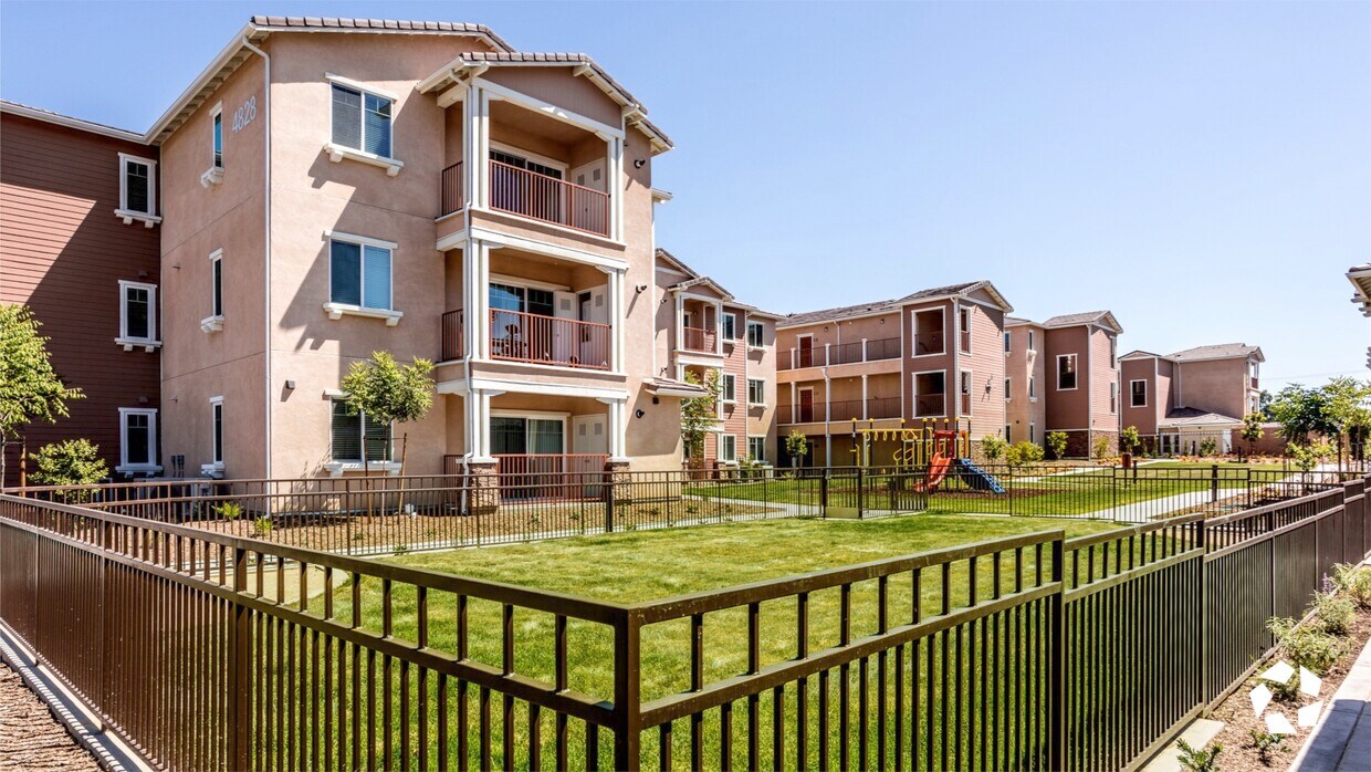 Turtle Creek Apartments in Riverside, CA Westside Rentals
