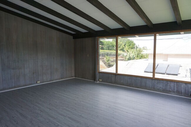 Foto del edificio - AVAILABLE NOW! 3 BEDROOM, 2 BATH HOUSE IN ...