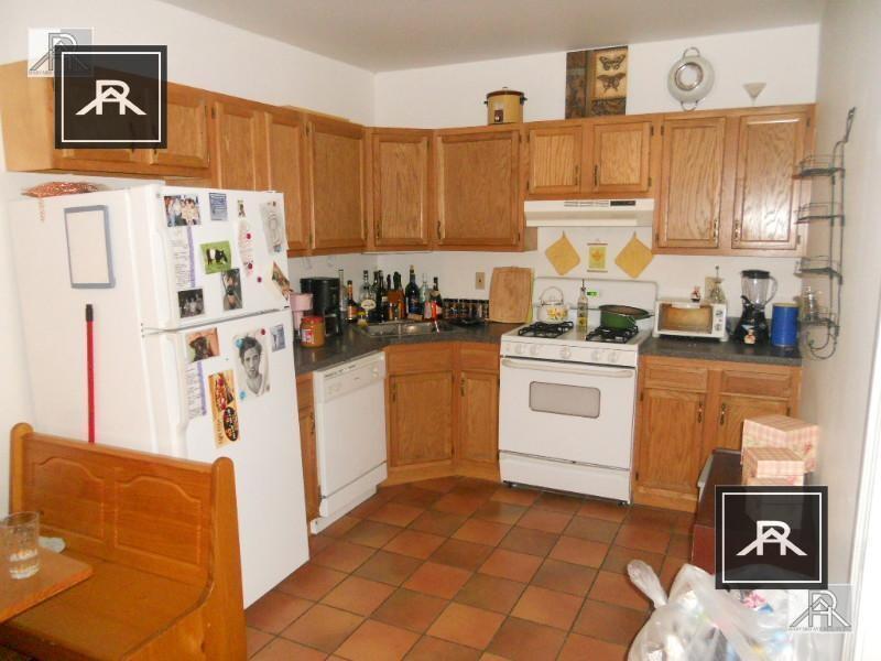 Foto principal - 4 bedroom in Brighton MA 02135