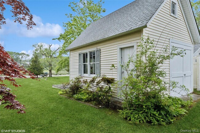 Building Photo - 3725 Wickham Ave