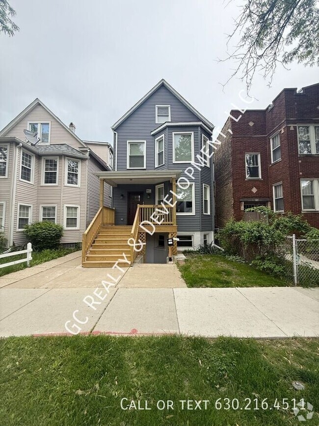 Building Photo - 4339 N Whipple St