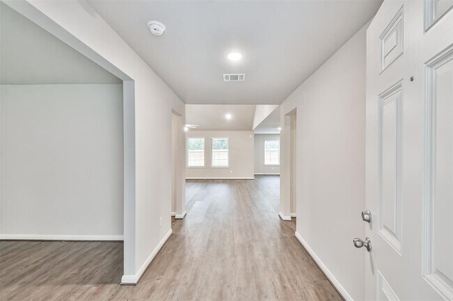 Building Photo - 133 S Timber Top Dr