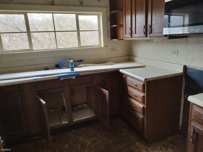 Foto del edificio - 4 br, 1 bath House - 510 Elizabeth Drive