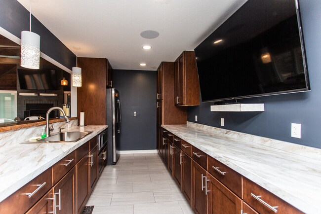 Foto del edificio - Come see why so many residents call Bent T...