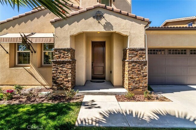 Building Photo - 28629 Farrier Dr