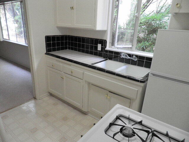 Building Photo - 945 Gayley, Inc