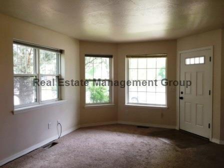 Building Photo - 1420 Stoddard St
