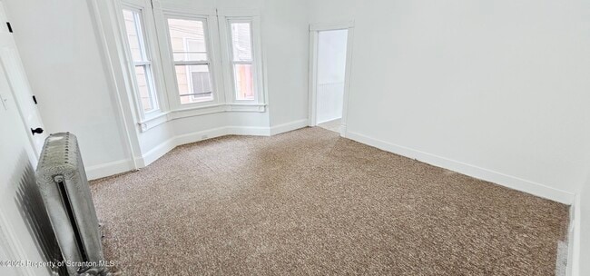 Foto del edificio - 128 S Rebecca Ave