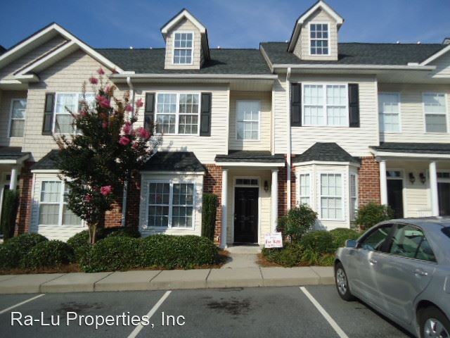 Foto principal - 2 br, 2.5 bath House - 110 Humberside Dr.