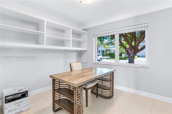 Foto del edificio - 3921 NE 31st Ave