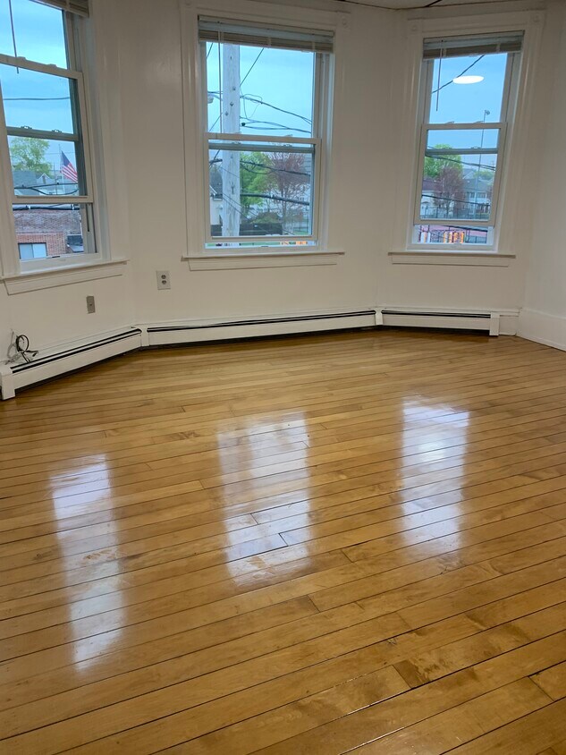 114 Sagamore St, Quincy, MA 02171 Apartments in Quincy, MA