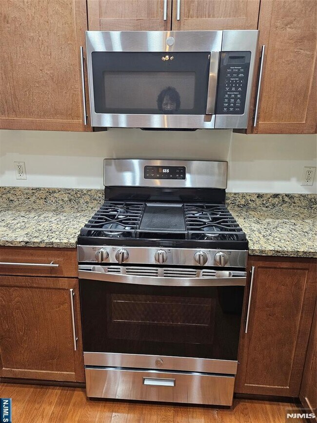 Foto del edificio - 2411 Windsor Park Ct